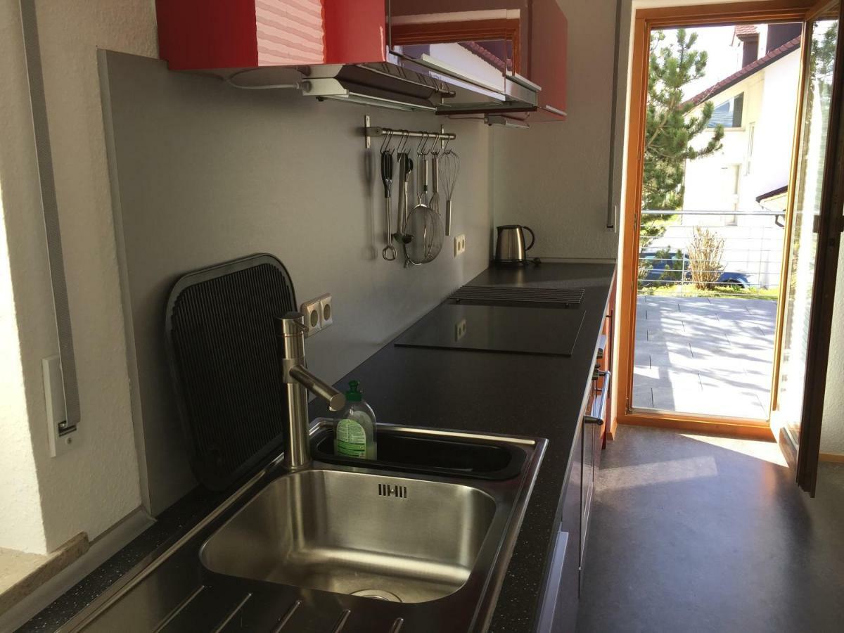 Ferienwohnung Bluetenweg Kluftern Friedrichshafen Pokoj fotografie